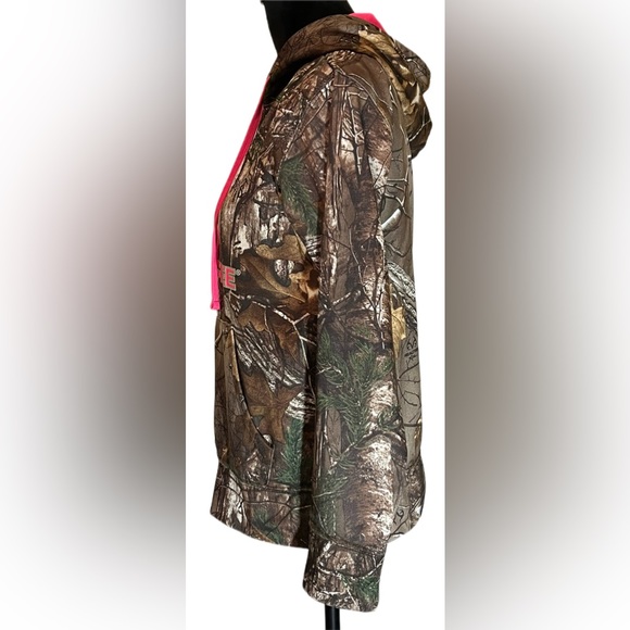 Camo and Pink Hoodie - Picture 4 of 7